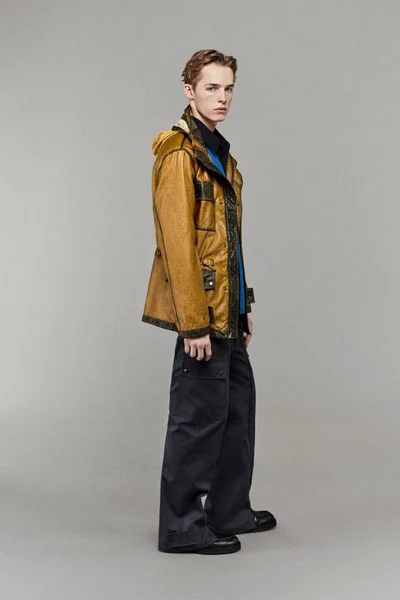 Look 43